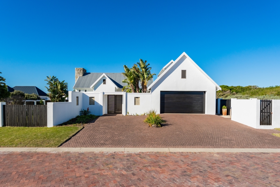 4 Bedroom Property for Sale in St Francis Links Eastern Cape